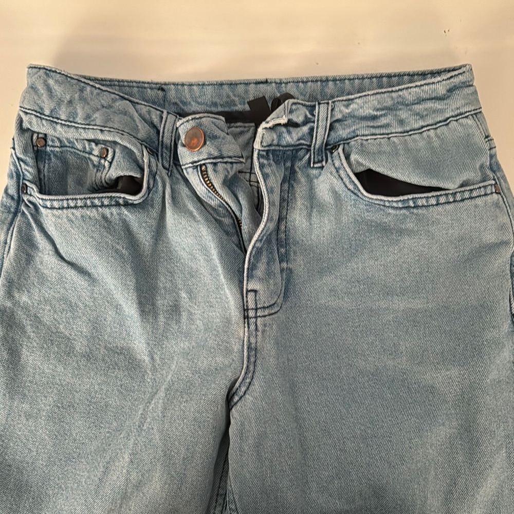 Men's Light Blue Jeans